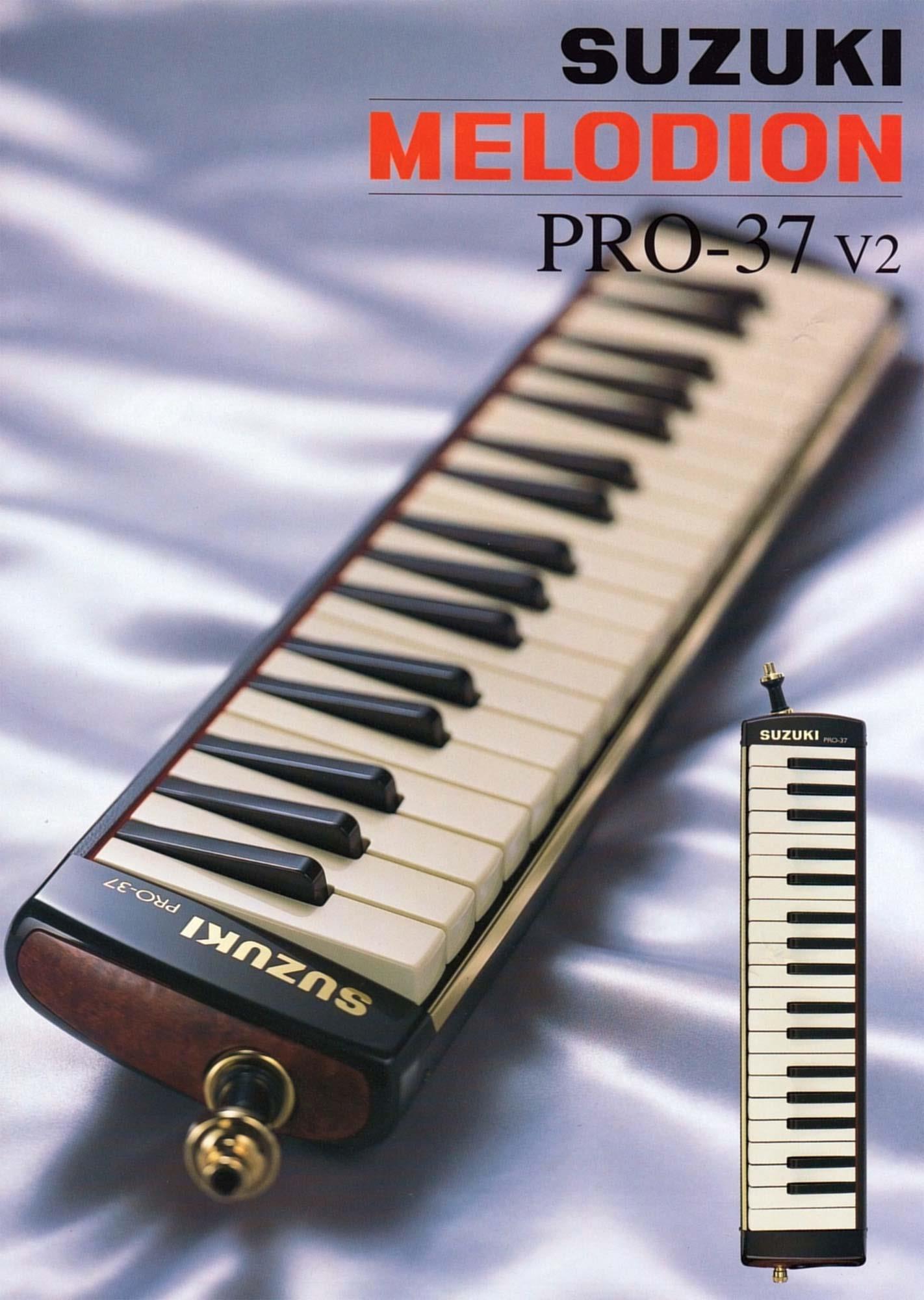 Melodica Suzuki Pro37V2 37 keys. Very easy to play!